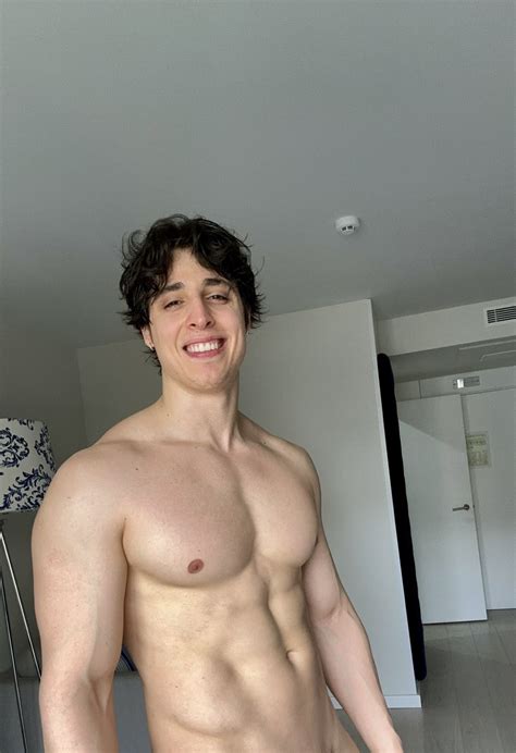 Gattouz - Wallpics.Net - Wallpapers, Photos, Pictures, Backgrounds