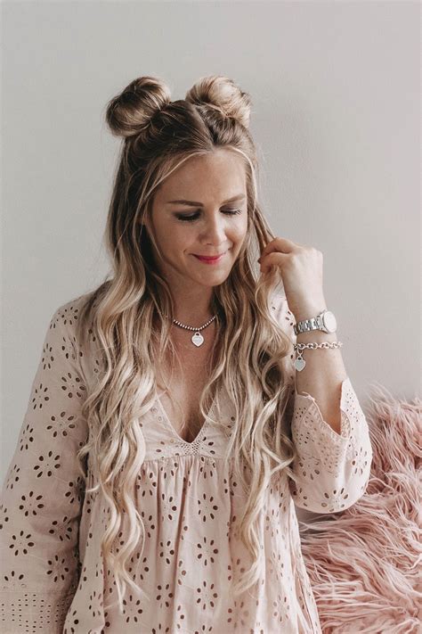 Great Cute Half Bun Hairstyle - Hairstyles Trend