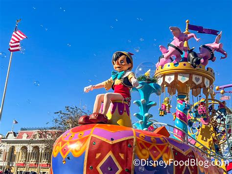 Magic kingdom parade