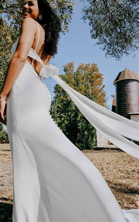 Simple Sheath Wedding Dresses with Open-Back | True Society Bridal