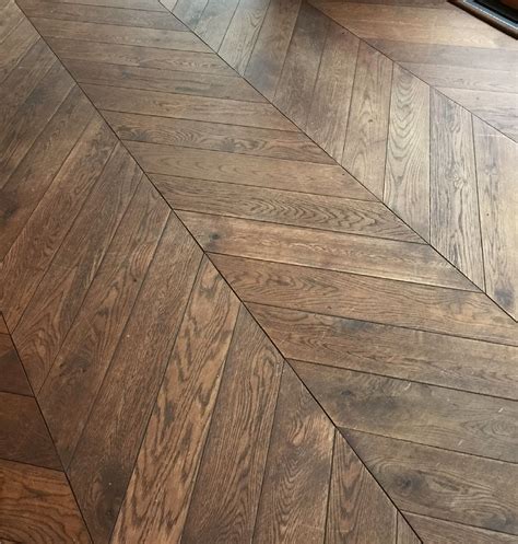 Chevron Hardwood Floors: The Perfect Addition To Any Home - Flooring ...