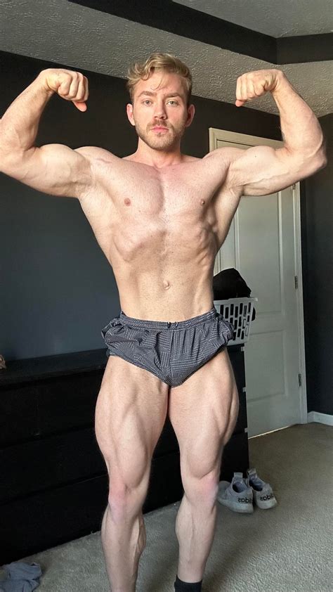 7 weeks out - finally hit 212 lbs : r/bodybuilding