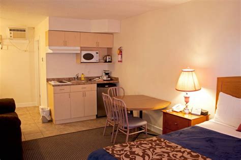 Single Room with Kitchenette – Grandview Motel