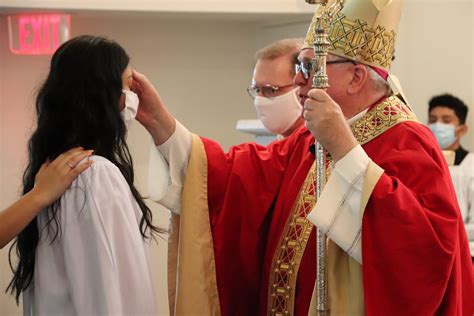 Sacrament of Confirmation resumes for Diocesan youth - Diocese of Venice