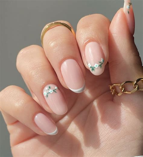 Pin by Kelsey Thompson on Nailed it | Hard gel nails, Oval nails ...