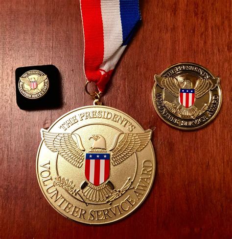 Alumnus Dr. Richard Barnes awarded President's Volunteer Service Award ...