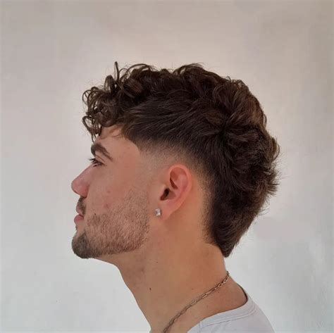 New Mans Hair Fashion | Haircuts for wavy hair, Hair cuts, Haircuts for ...