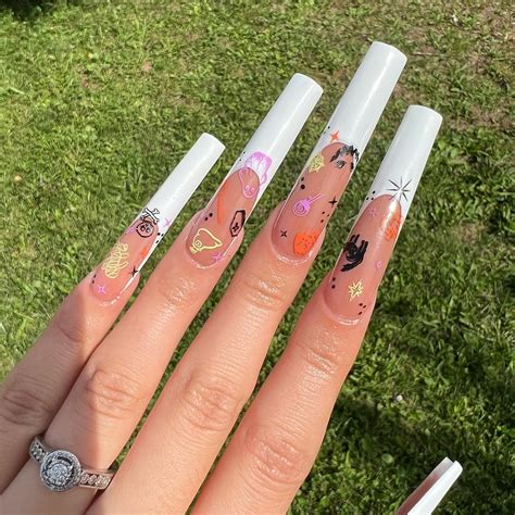 30+ Spooky Halloween French Tip Nails - Nail Designs Daily