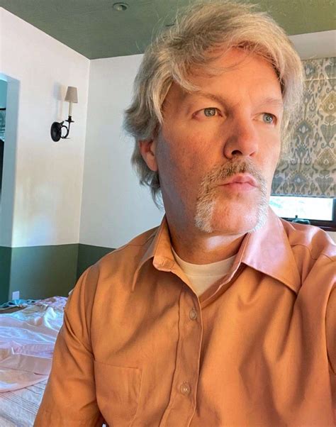 Limp Bizkit's Fred Durst Looks Unrecognizable with New Do and Mustache ...