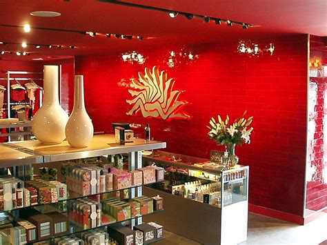 9 Best Sex Shops in Chicago for Vibrators, Lingerie, Sex Toys and More