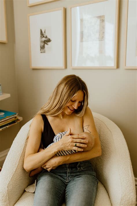 Can I Take Probiotics While Breastfeeding? Safety and Benefits