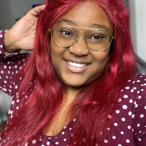 20 des plus importantes vedettes québécoises sur OnlyFans - Ton Barbier