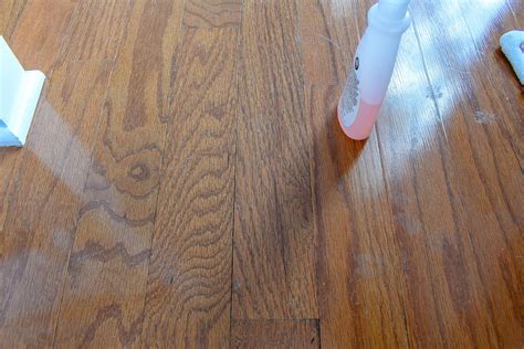 How To Shine Old Hardwood Floors Naturally | Floor Roma