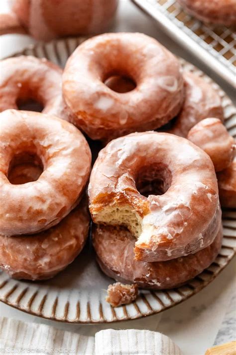 How to Make a Homemade Donut Pan? Expert Guide - KitchenBucks