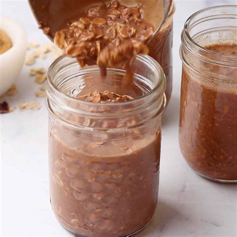 Chocolate Peanut Butter Overnight Oats - JoyFoodSunshine
