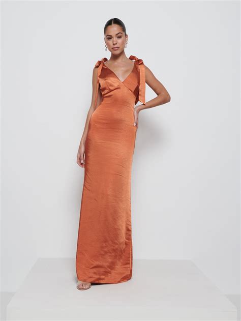 Piper Tie Maxi Bridesmaid Dress - Copper – Pretty Lavish