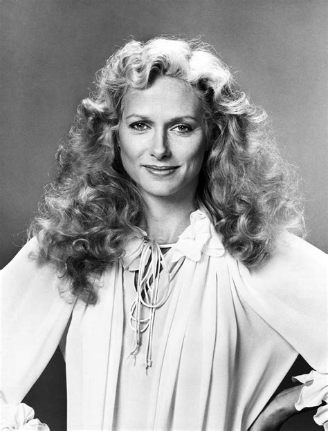 Shelley Smith - Actress