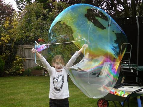 How to make your own huge, GIANT Bubbles! - Steph's Two Girls