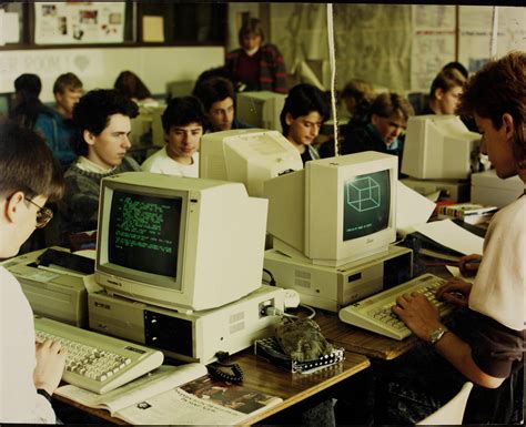 Computer skills class. Elwood High School, Melbourne, Australia. Late 1980s-Early 90s. : r ...
