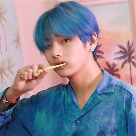 Extra Map of the Soul: PERSONA Concept Photos #mapofthesoulpersona #mapofthesoul #kimtaehyung # ...
