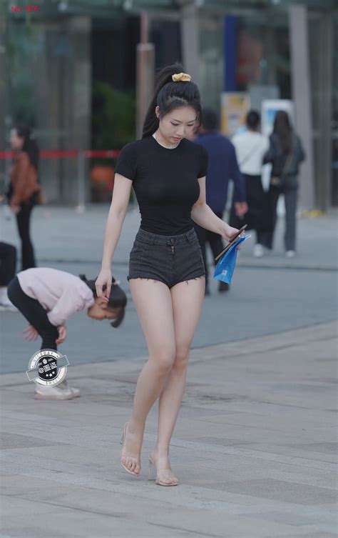 Bohemian Style Men, Asian Fashion Models, Girls In Mini Skirts, Asian ...