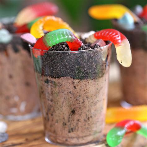 Dirt Pudding Cups (Dirt Dessert) - SugarHero