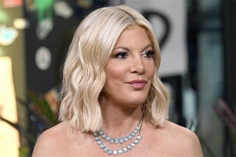 Tori Spelling 2022 Face