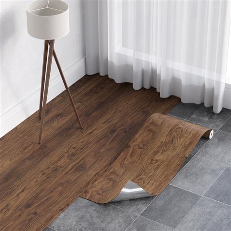 Homease Vinyl Flooring Roll 15.7"W x 118"L/ 12.9 Sq.Ft, Wood Grain Peel ...