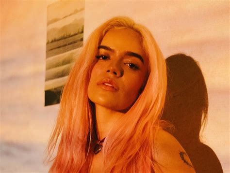 CASI NADA (Lyrics in English) - KAROL G