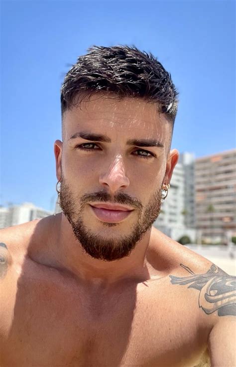 Mens Haircuts Short Hair, Short Hair With Beard, Short Fade Haircut ...