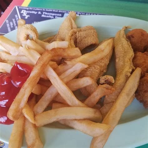 JERRY'S CATFISH HOUSE, Florence - Menu, Prices & Restaurant Reviews ...