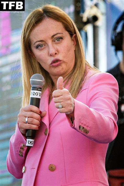 Giorgia Meloni Sexy (20 Photos) - Sexy e-Girls🔞