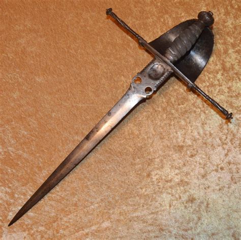 Spanish Main Gauche, Left Hand Dagger, Mid-17th C - Antique Weapon Store