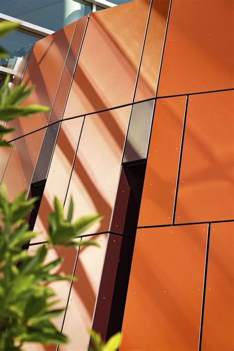 Michigan State University's Brody Hall - Trespa Meteon | Fachada ...