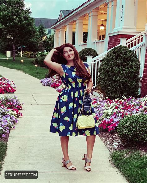 STEPANKA MATTO Feet - AZNudeFeet