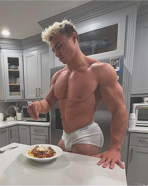 The_fittest_wizard (IG influencer) : r/nattyorjuice