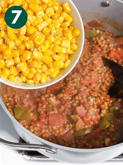 Lentil Bean Chili - Plant-Based on a Budget