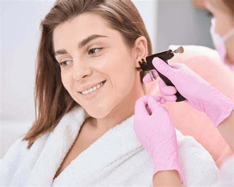 How Long Do Your Ears Hurt After Piercing | The Tube