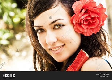 Beautiful Ladies In Spanish Translation at Sean Freeleagus blog