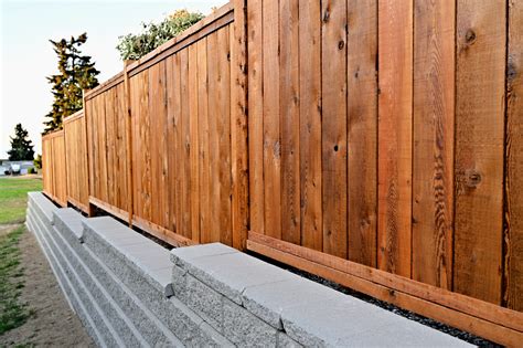 Retaining Wall Ideas | Every Type You Need To Know - Décor Aid