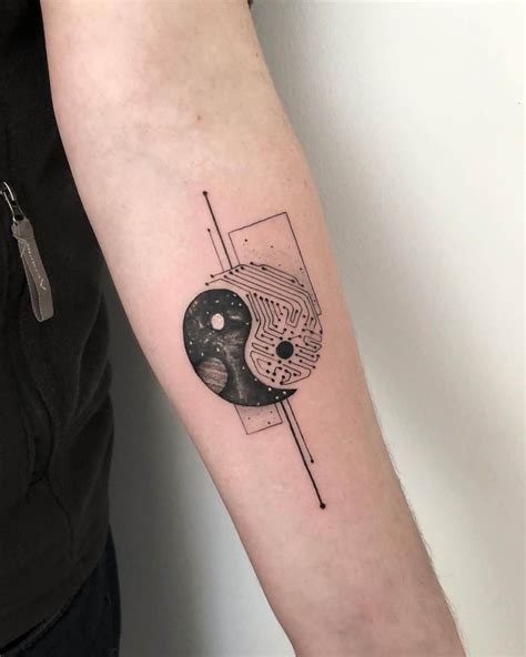 Yin Yang Tattoo Ideas: Symbolic Designs for Balance and Harmony