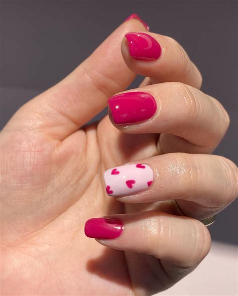 22+ Stunning Acrylic Valentine's Day Nail Ideas (2025) - DrExplains