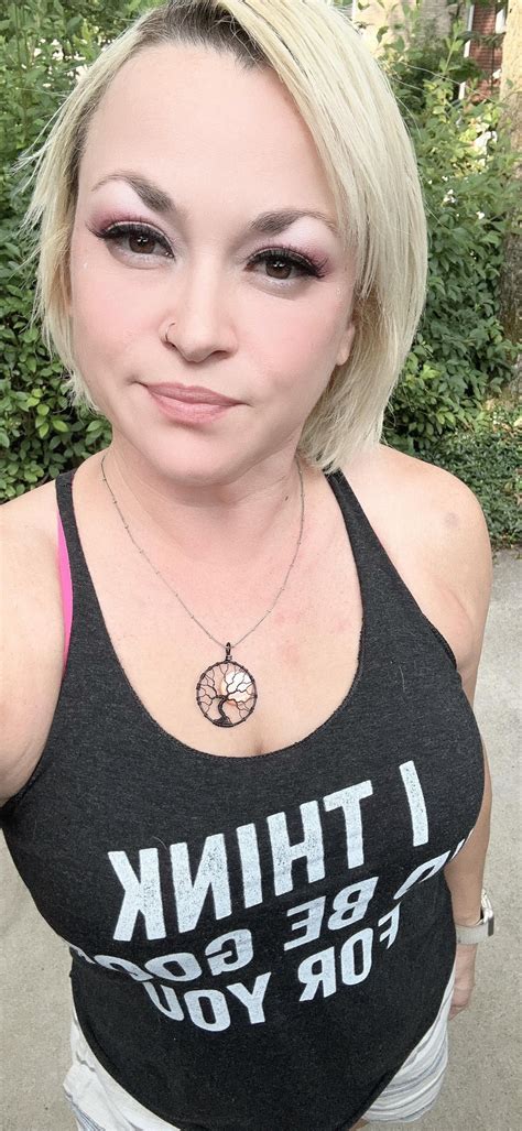 Just the mom next door 41f : r/SelfieOver25