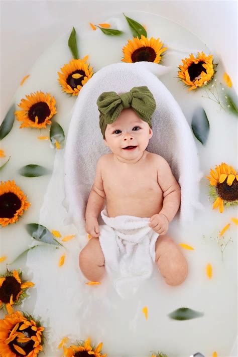 DIY Cute Sunflower Milk Bath Photo shoot with Baby | Baby milk bath ...