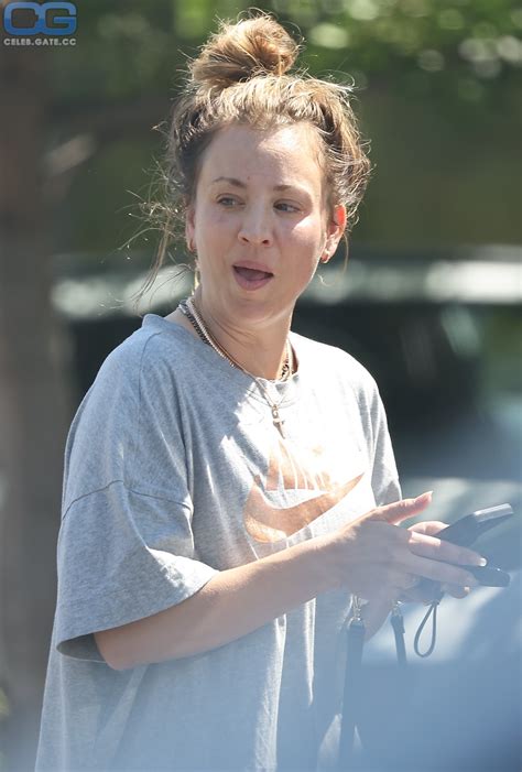 Kaley Cuoco nude, pictures, photos, Playboy, naked, topless, fappening