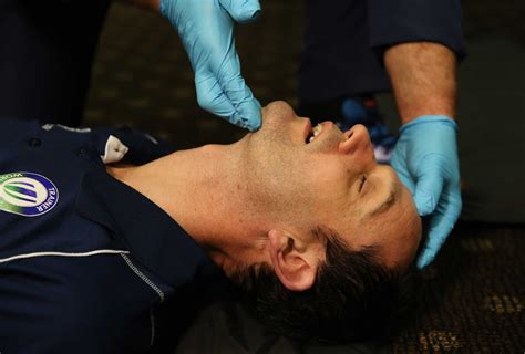 Jaw Thrust Maneuver: Modified Technique For Airway, 55% OFF