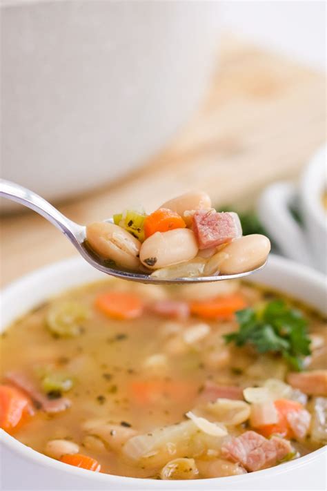 Leftover Ham and Cannellini Bean Soup - xoxoBella