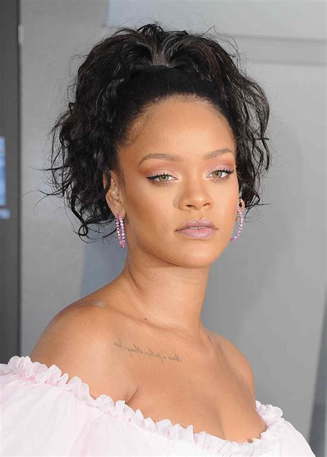 Rihanna Without Makeup 2013