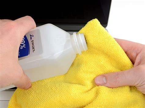 Can You Use Alcohol To Clean A Circuit Board