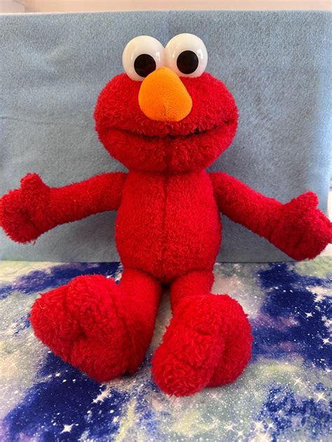 Sesame Street Tickle Me Elmo Laughing Talking Spanish Stuffed Animal ...